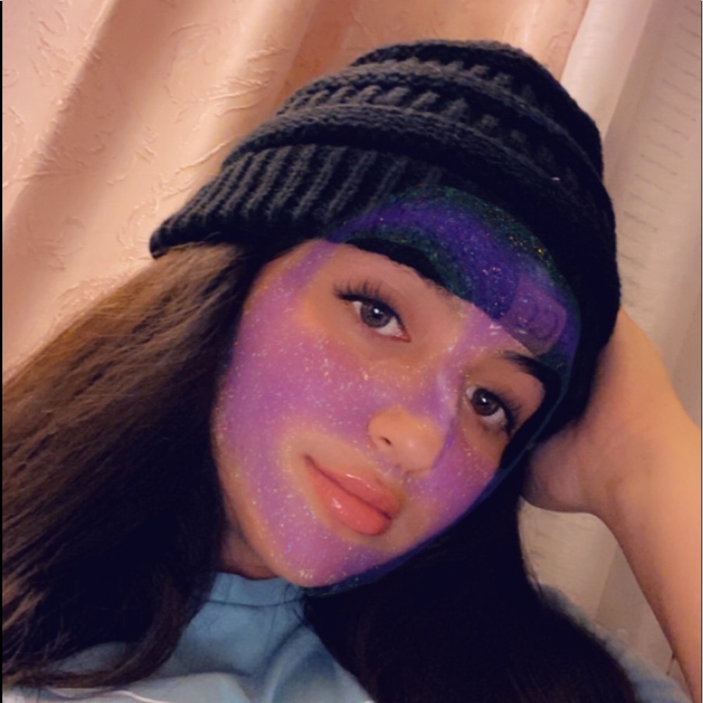 Meet your Posher, Lilina